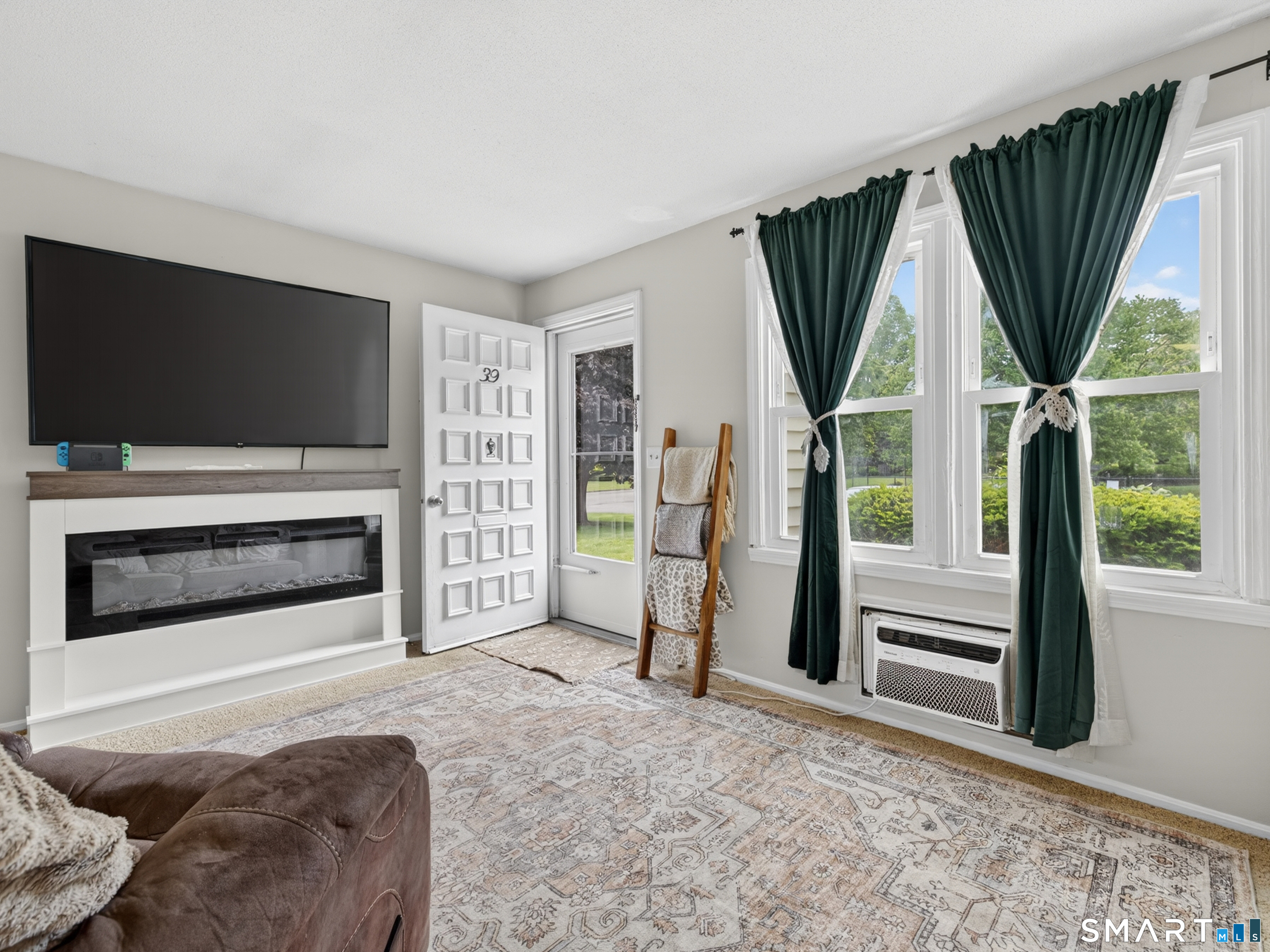 127 Black Point Road, Unit 39 East Lyme, CT 06357 - Photo 2 of 38