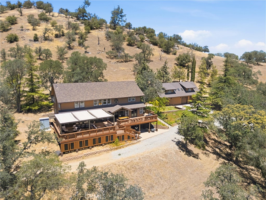 20205 Old Town Road Tehachapi, CA 93561 - Photo 4 of 75