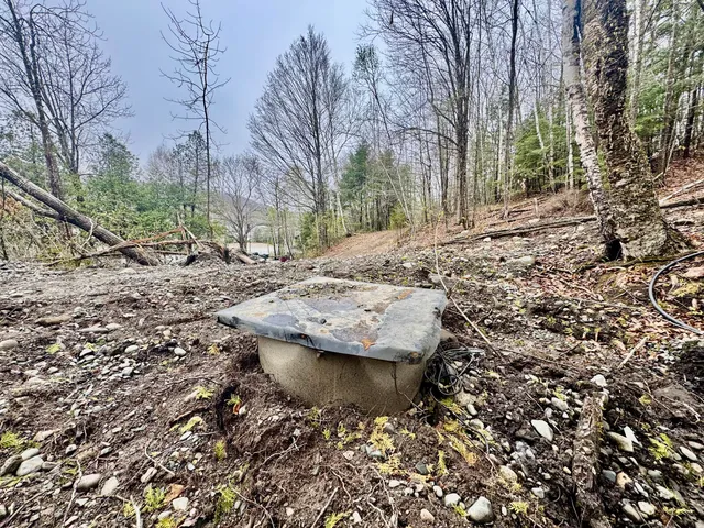 $140,000 | 1429 Canada Road, Moscow, ME 04920