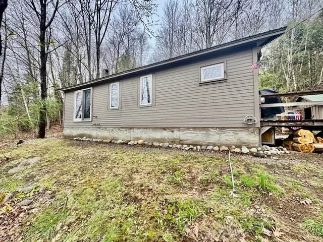 $140,000 | 1429 Canada Road, Moscow, ME 04920