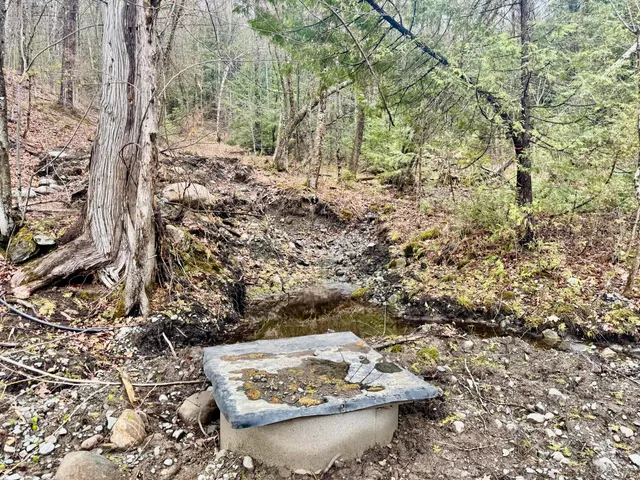 $140,000 | 1429 Canada Road, Moscow, ME 04920