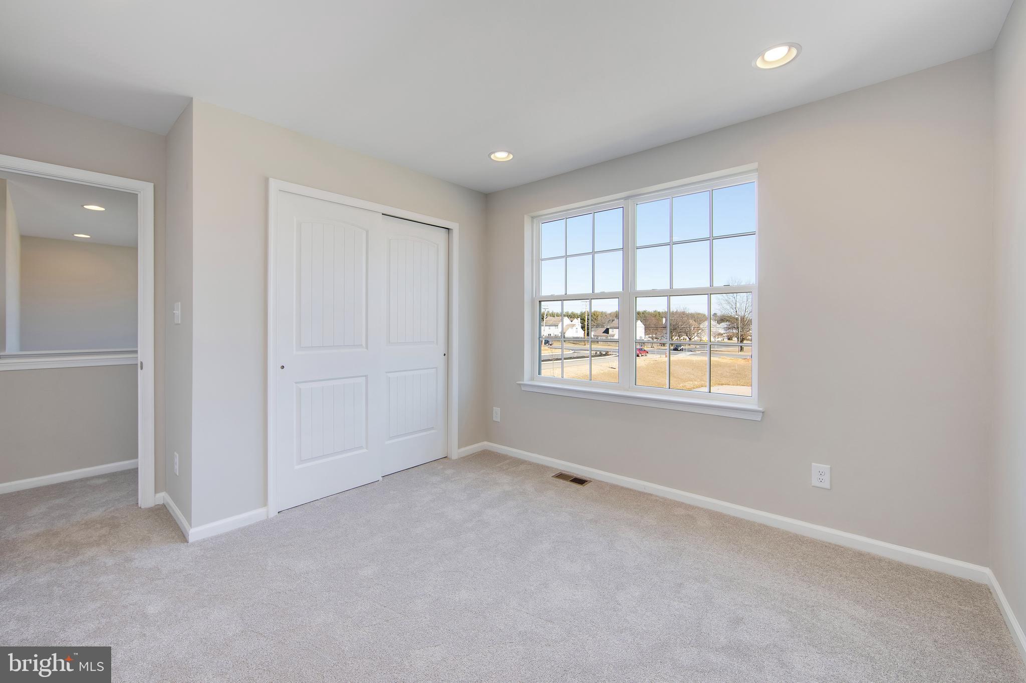 2 Cayuga Way Short Hills, NJ 07078 - Photo 10 of 17