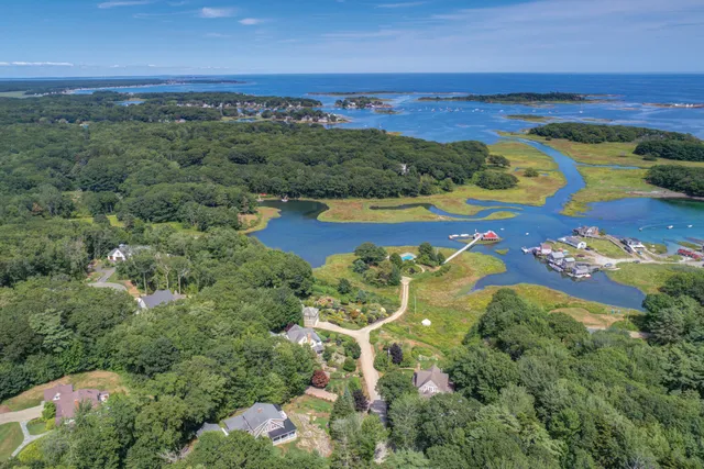 $7,500,000 | 18 Nehoc Lane, Kennebunkport, ME 04046