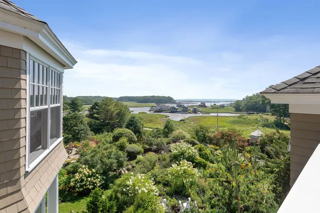 $7,500,000 | 18 Nehoc Lane, Kennebunkport, ME 04046