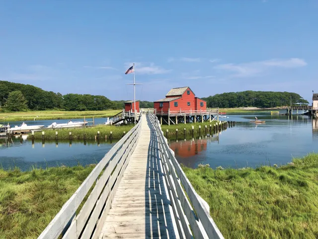 $7,500,000 | 18 Nehoc Lane, Kennebunkport, ME 04046