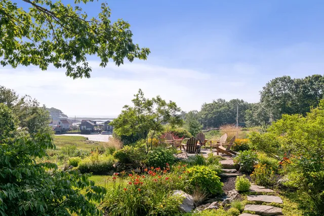 $7,500,000 | 18 Nehoc Lane, Kennebunkport, ME 04046