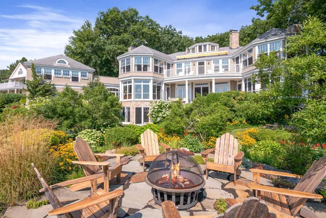 $7,500,000 | 18 Nehoc Lane, Kennebunkport, ME 04046