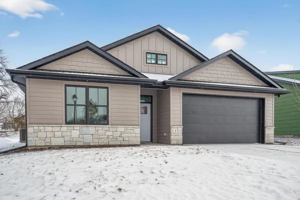 $449,000 | 371 Liberty Drive, Hanover, MN 55341