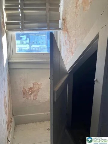 $20,000 | 1822 Centre Street, Ashland, PA 17921