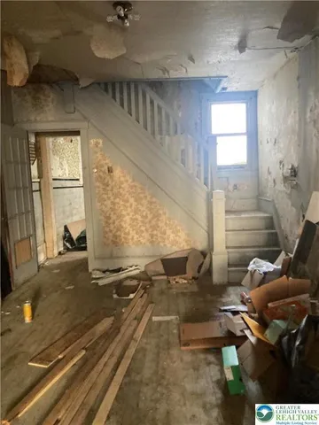 $20,000 | 1822 Centre Street, Ashland, PA 17921