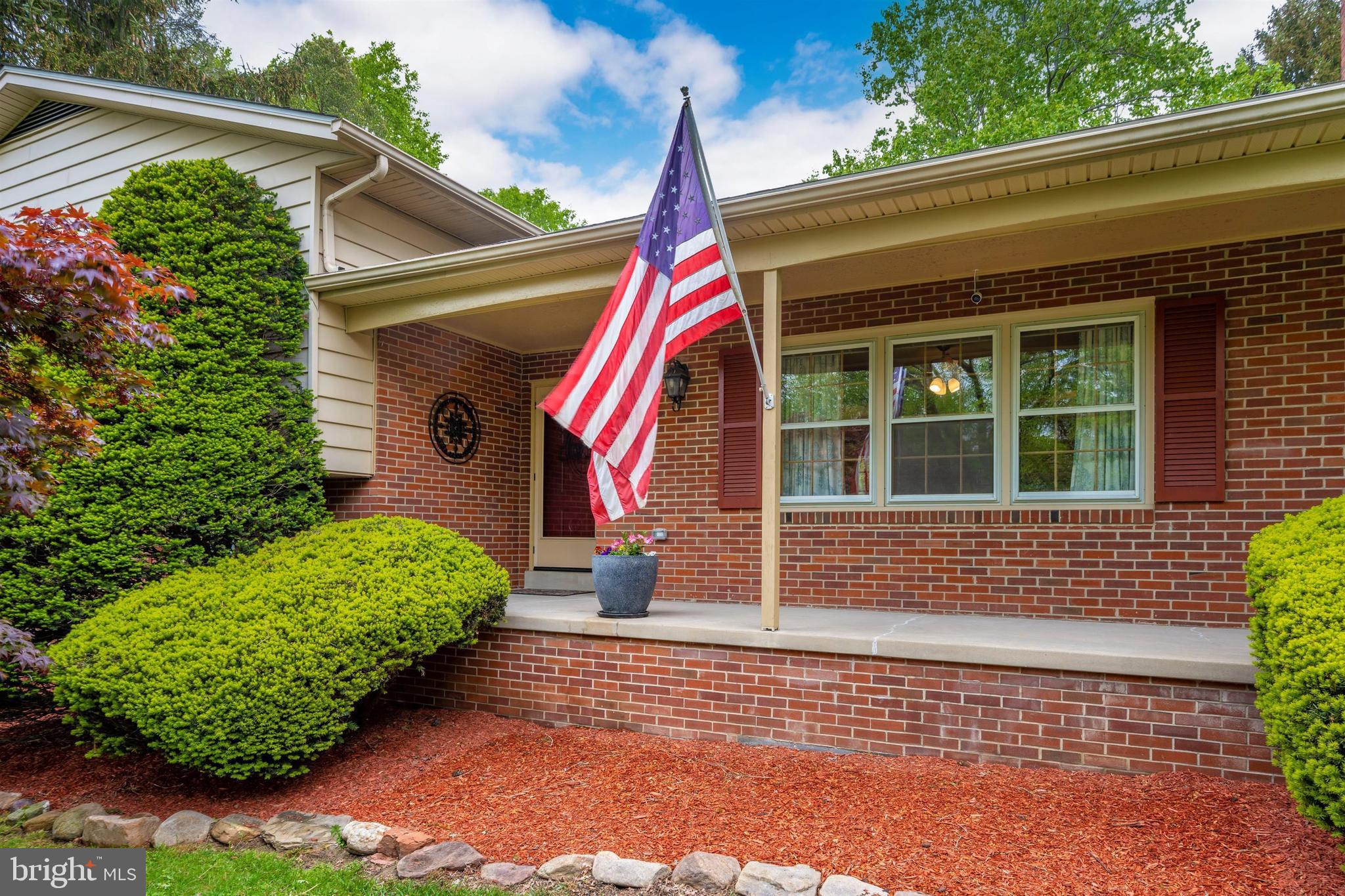 8217 Rocky Springs Road Frederick, MD 21702 - Photo 2 of 30