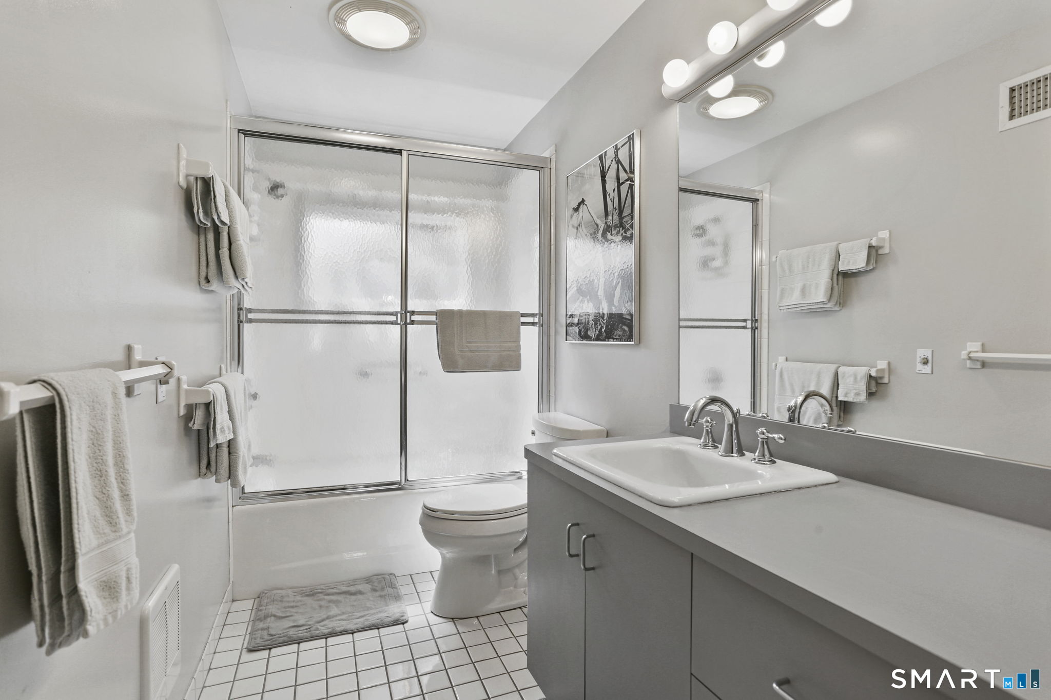 1185 Stillson Road Fairfield, CT 06824 - Photo 25 of 40