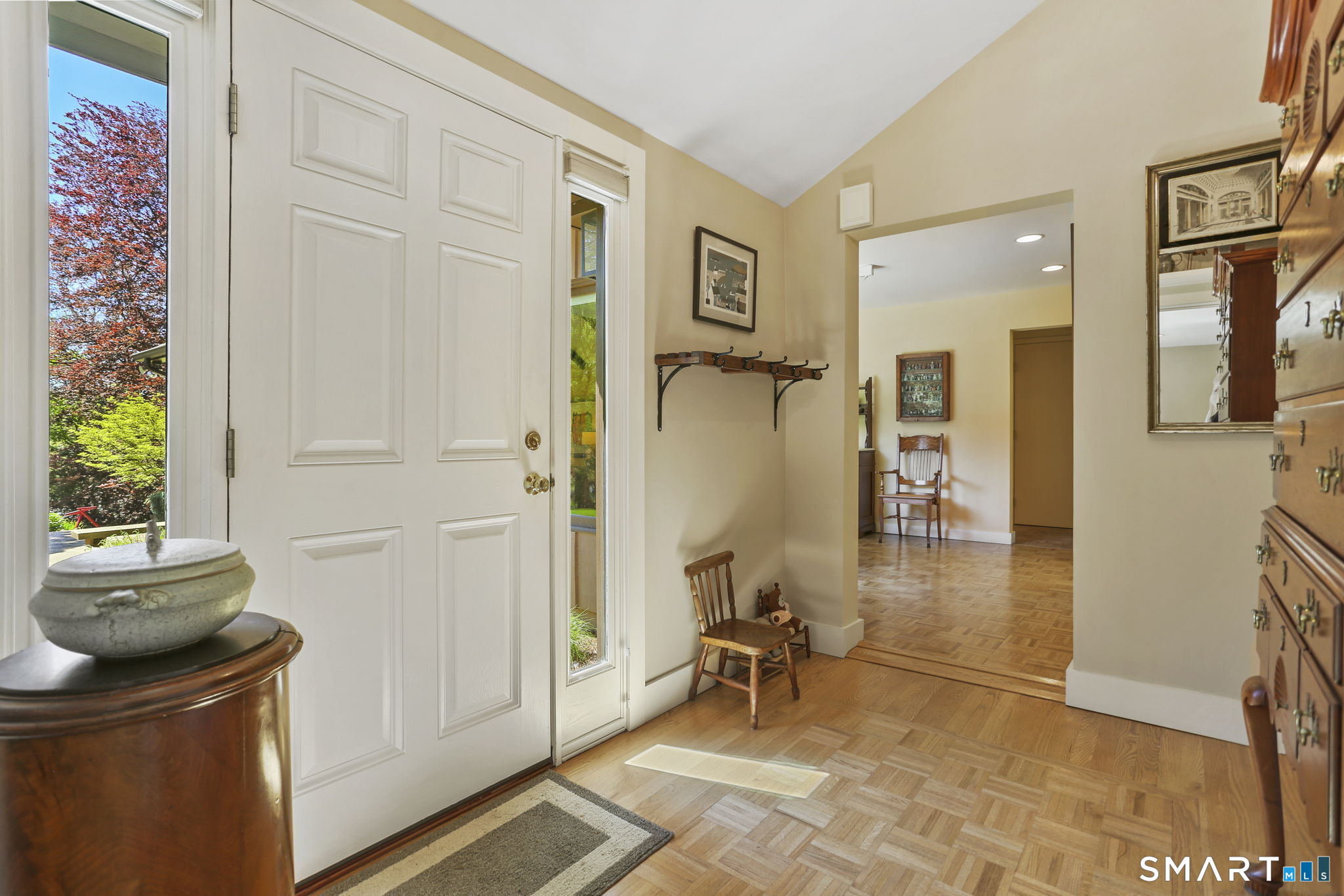 1185 Stillson Road Fairfield, CT 06824 - Photo 5 of 40