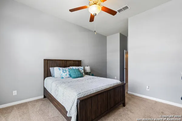$2,650 | 1019 Stone Crossing, New Braunfels, TX 78132