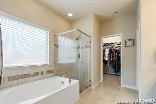 $2,650 | 1019 Stone Crossing, New Braunfels, TX 78132