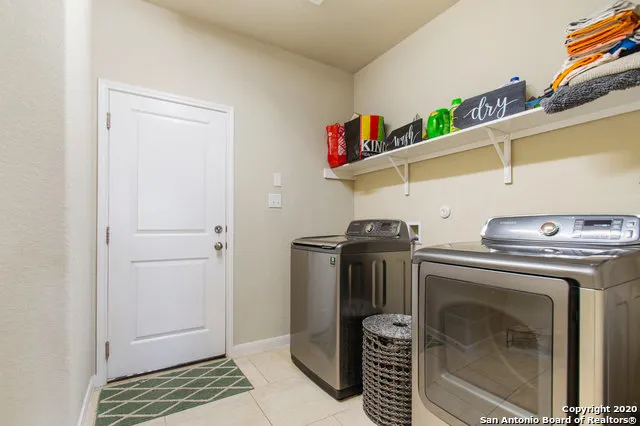 $2,650 | 1019 Stone Crossing, New Braunfels, TX 78132