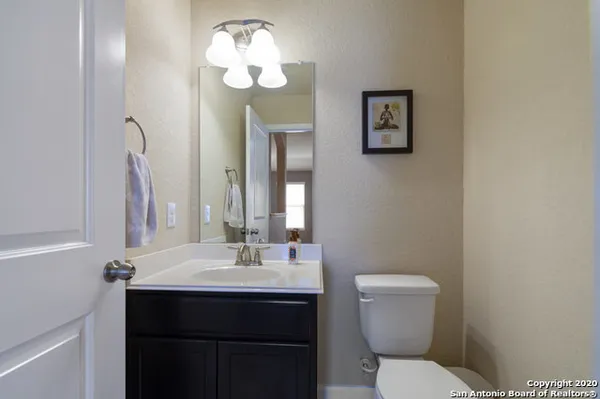 $2,650 | 1019 Stone Crossing, New Braunfels, TX 78132