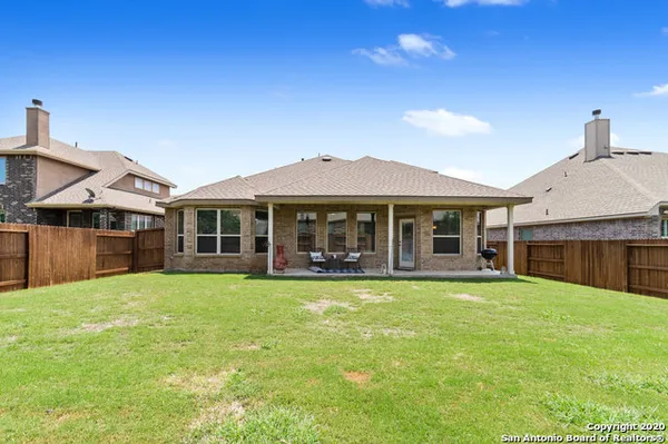 $2,650 | 1019 Stone Crossing, New Braunfels, TX 78132