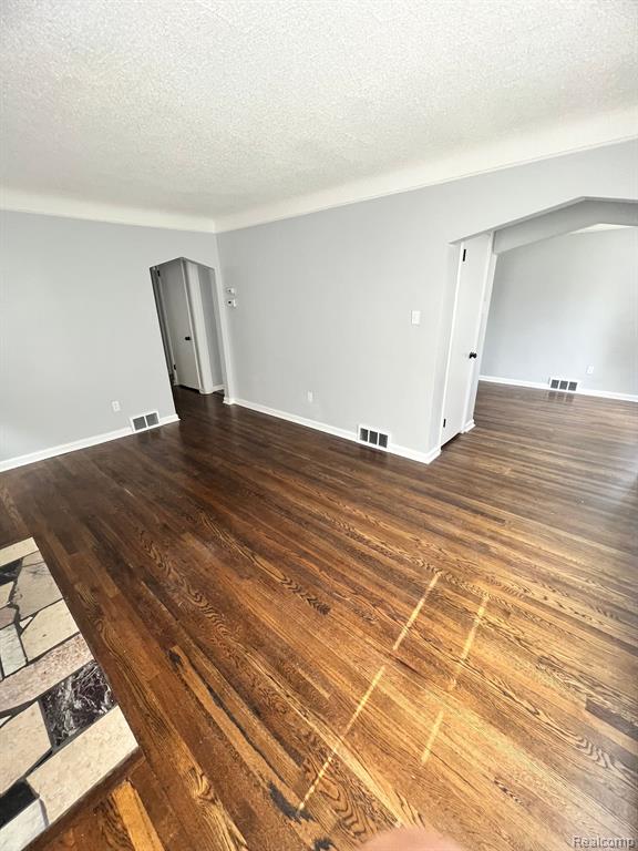 19719 Rutherford Street Detroit, MI 48235 - Photo 13 of 32