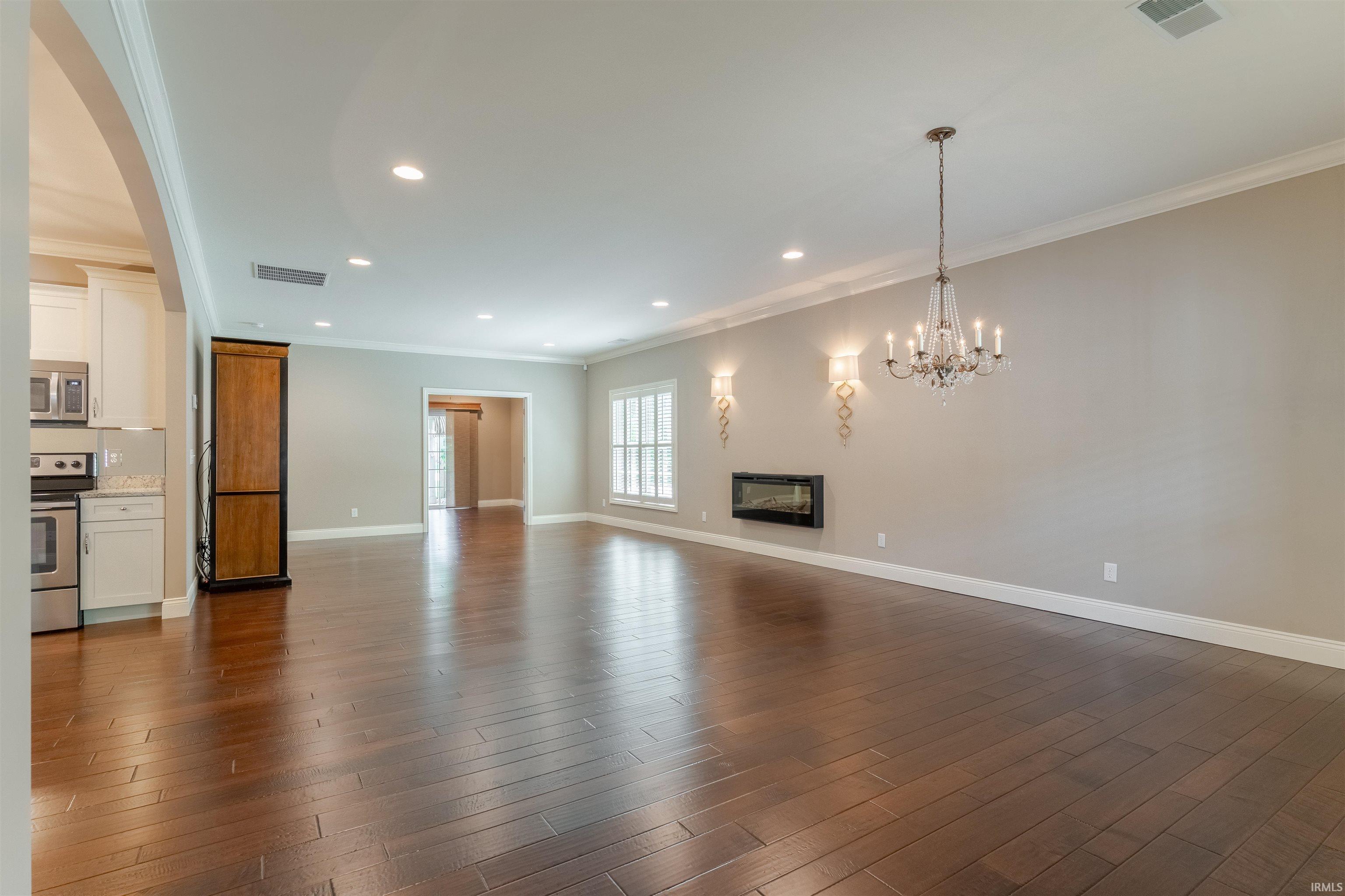 4827 Paddock Drive Evansville, IN 47715 - Photo 6 of 32