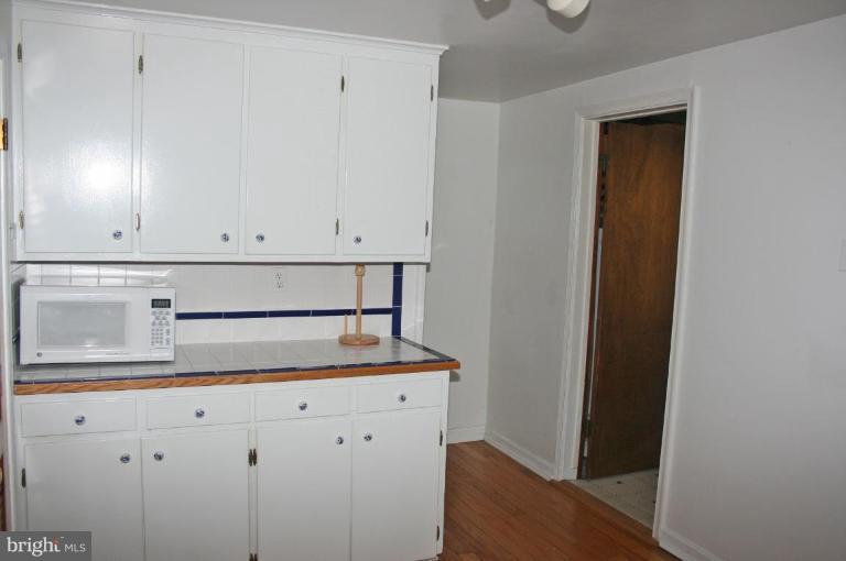 8 Jefferson Place Annapolis, MD 21401 - Photo 8 of 17 Breakfast Area