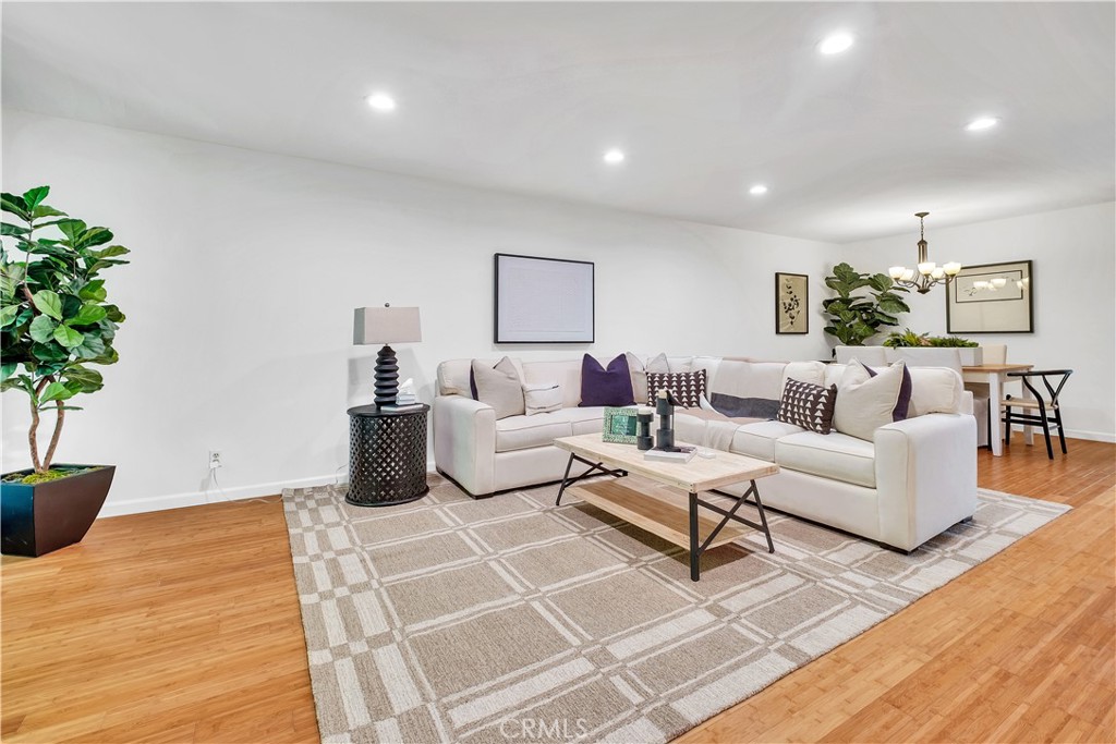 935 Main Street El Segundo, CA 90245 - Photo 3 of 41