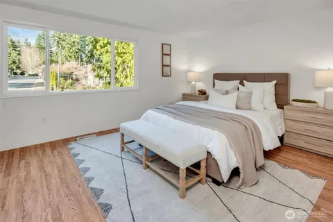 $1,398,800 | 11725 Northeast 102nd Place, Kirkland, WA 98033