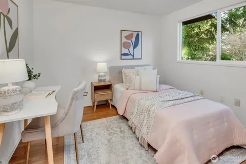 $1,398,800 | 11725 Northeast 102nd Place, Kirkland, WA 98033