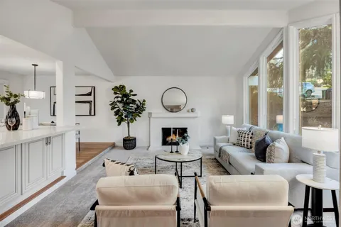 $1,398,800 | 11725 Northeast 102nd Place, Kirkland, WA 98033