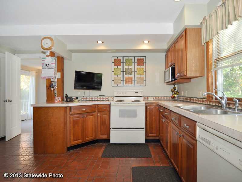 1023 Wapping Road Middletown, RI 02842 - Photo 6 of 25 Kitchen.