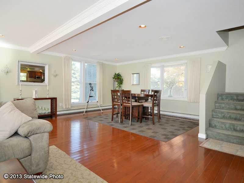 1023 Wapping Road Middletown, RI 02842 - Photo 8 of 25 Dining Room.