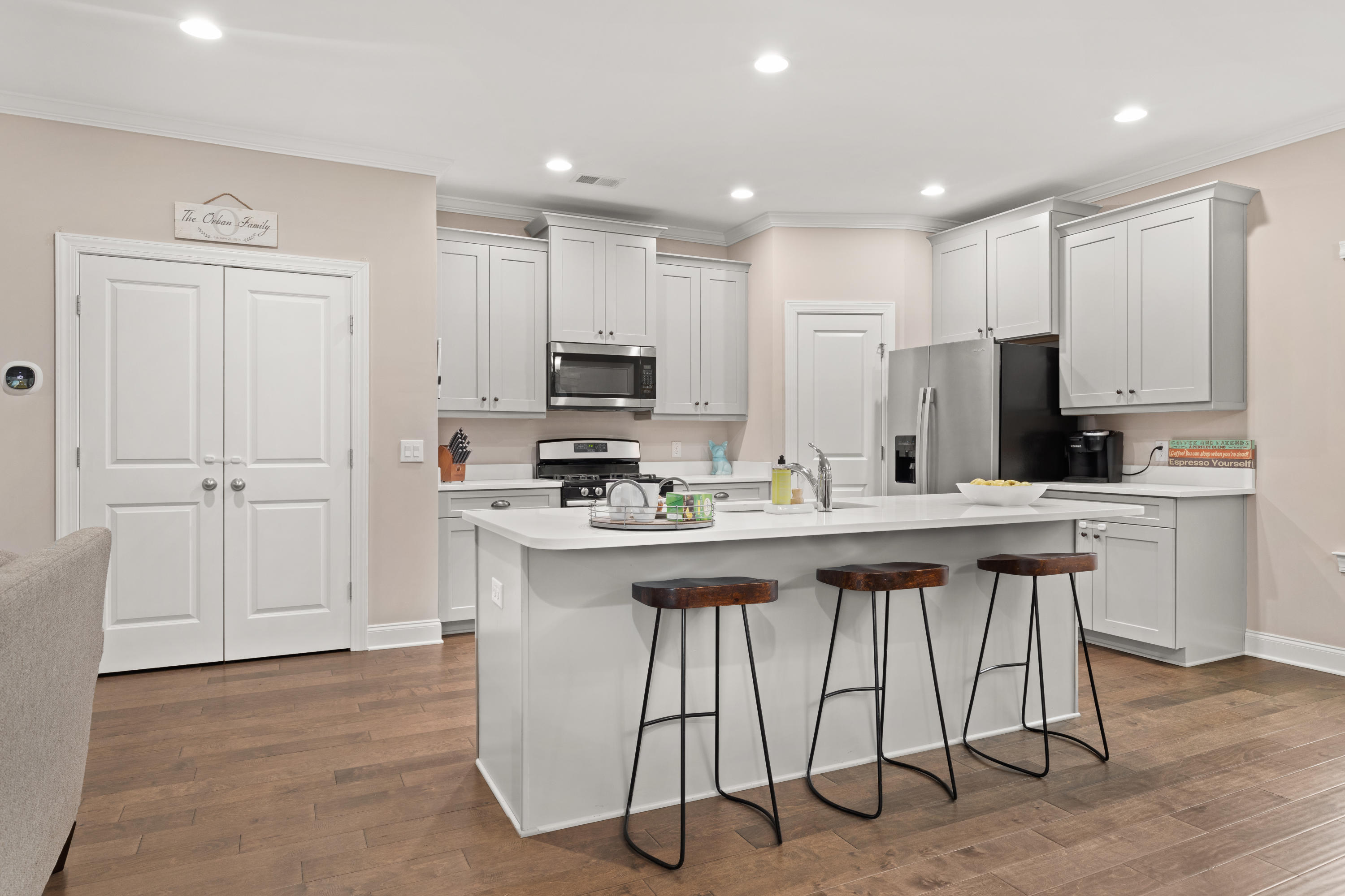 1067 Fort Johnson Road Charleston, SC 29412 - Photo 11 of 34 1067 kitchen