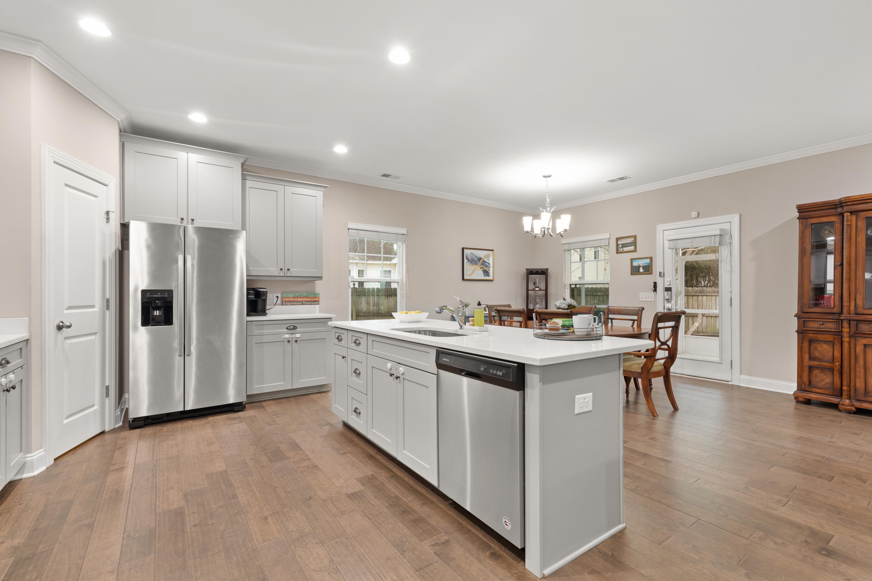 1067 Fort Johnson Road Charleston, SC 29412 - Photo 14 of 34 1067 kitchen 3