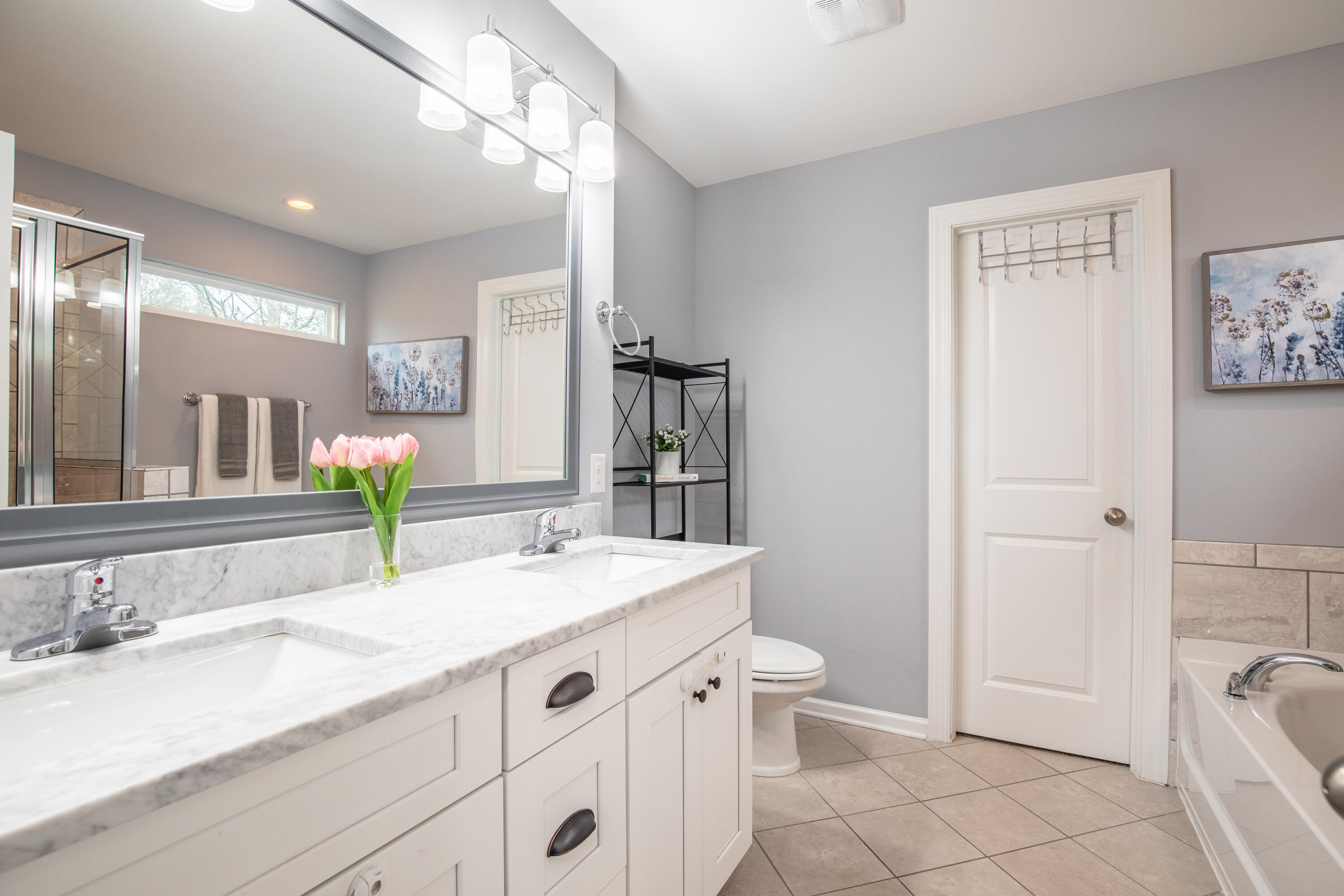 1067 Fort Johnson Road Charleston, SC 29412 - Photo 22 of 34 1067 primary bath