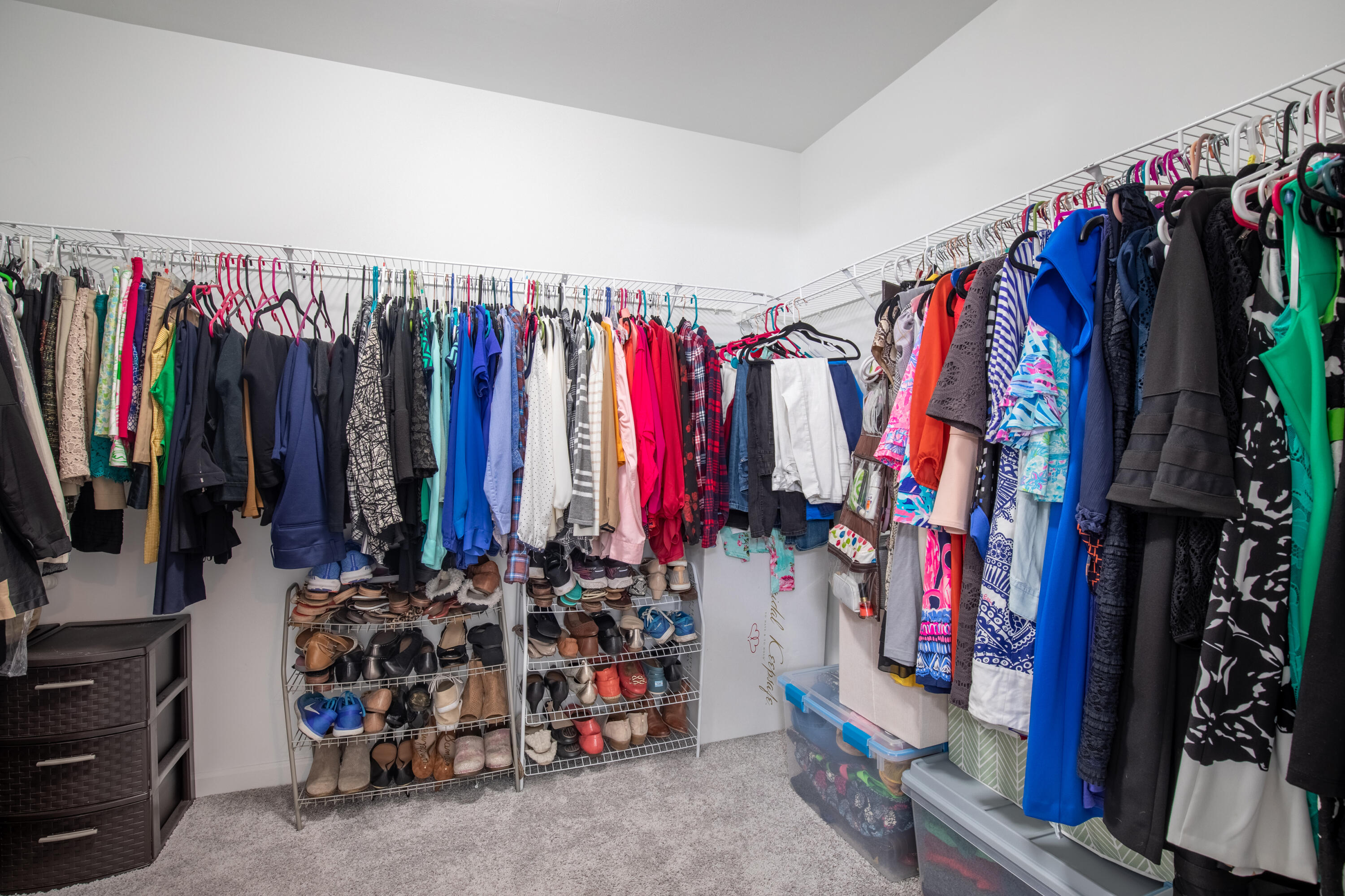 1067 Fort Johnson Road Charleston, SC 29412 - Photo 23 of 34 1067 Walk-in Closet