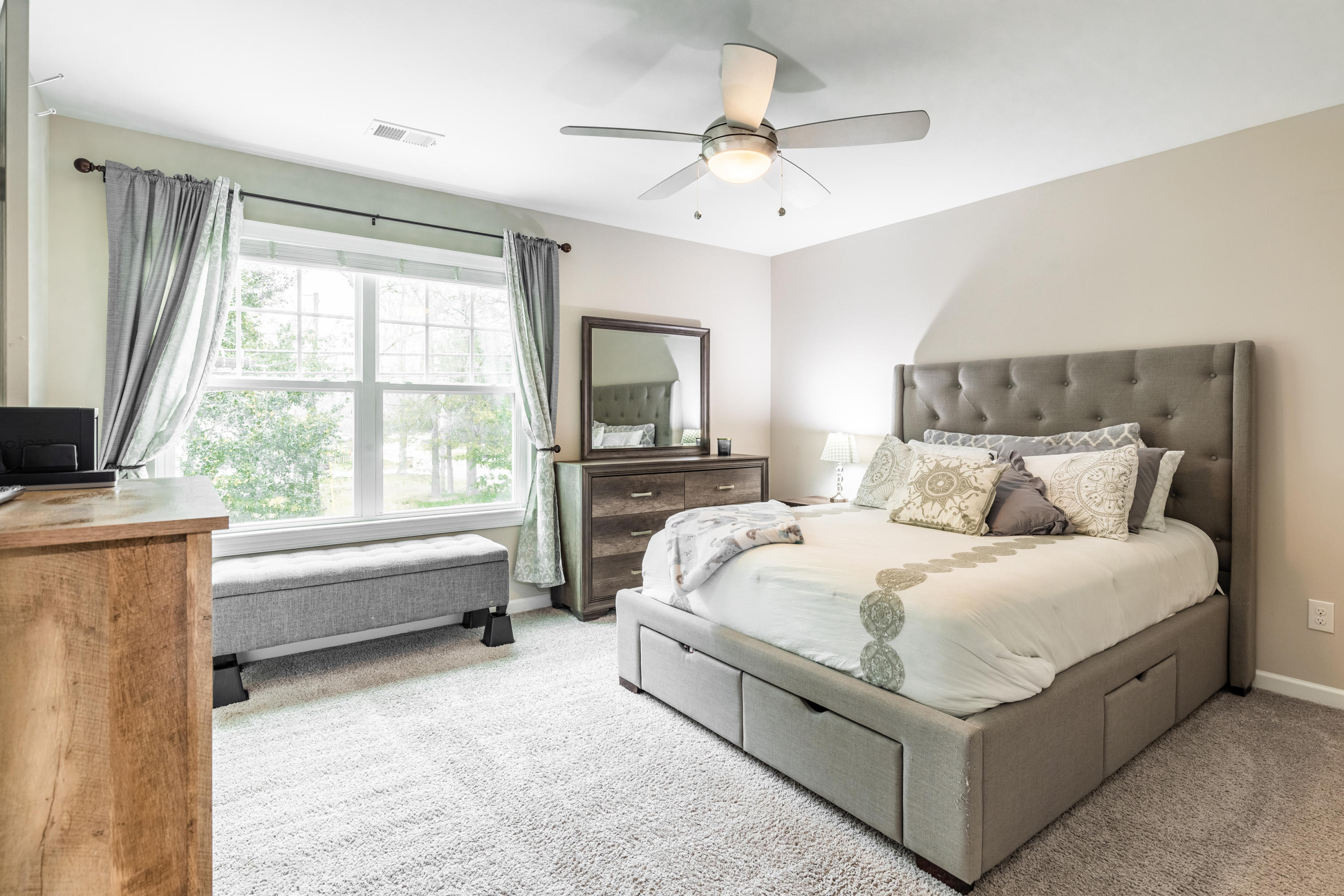 1067 Fort Johnson Road Charleston, SC 29412 - Photo 26 of 34 1067 bed3