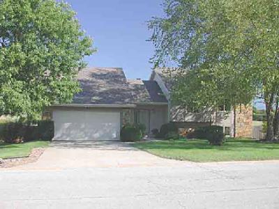 1237 Knob Hill Springfield, MO 65804 - Photo 1 of 1 Primary Photo