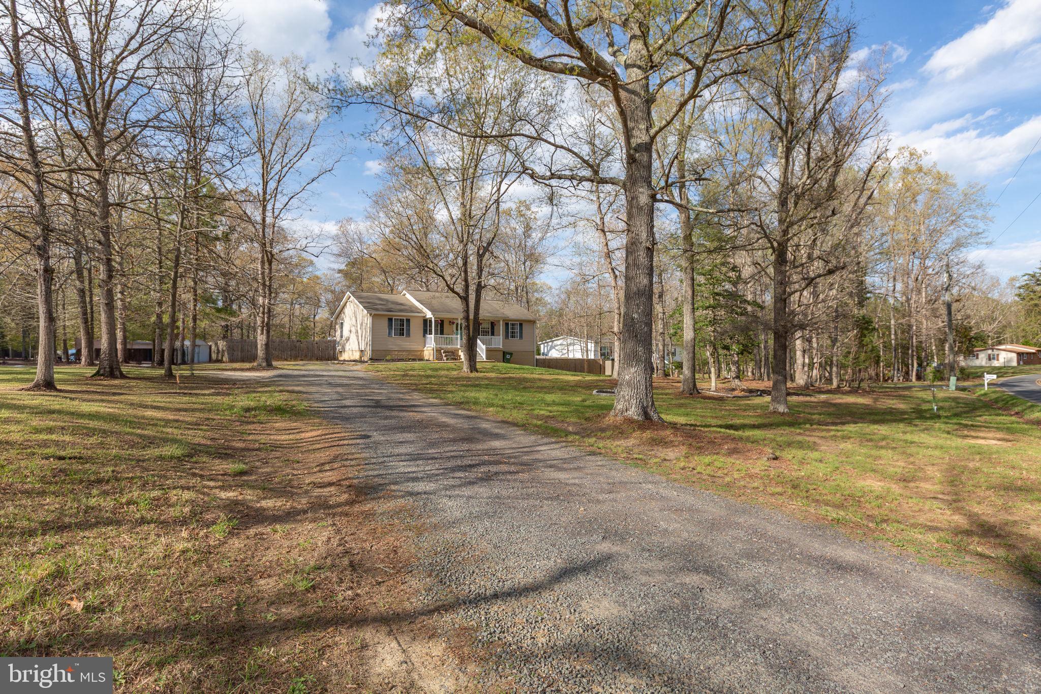 16283 Round Hill Road King George, VA 22485 - Photo 5 of 37 Gallery Image 5
