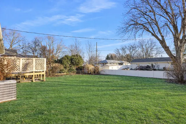 $190,000 | 1319 Rutledge Road, Bloomington, IL 61704