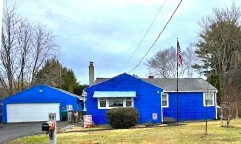 $319,900 | 44 Wilson Avenue, Chicopee, MA 01013