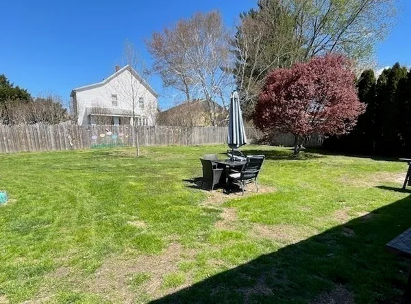 $319,900 | 44 Wilson Avenue, Chicopee, MA 01013
