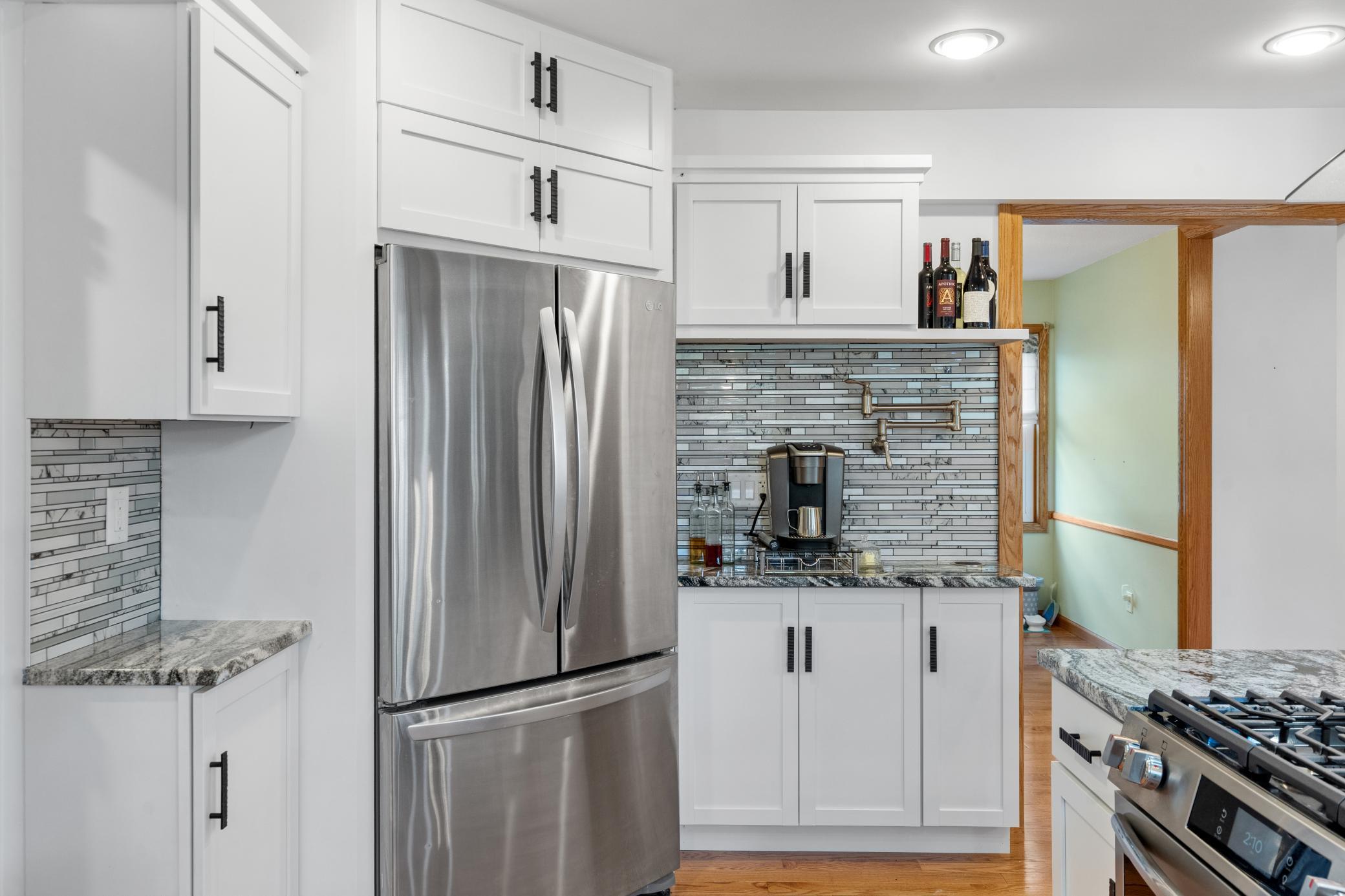 9882 Purgatory Road Eden Prairie, MN 55347 - Photo 7 of 74