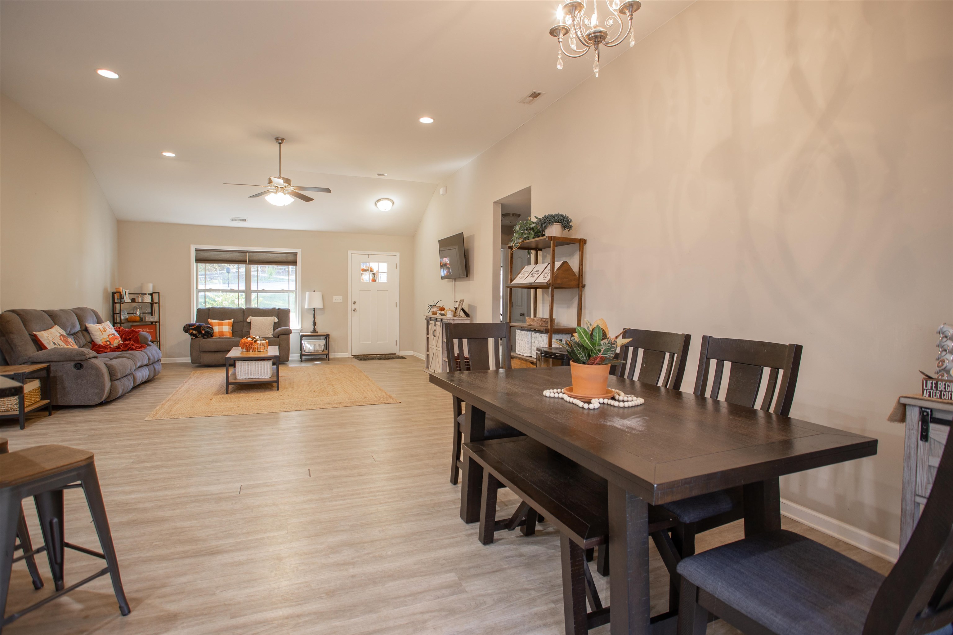 115 Hunter Ridge Court Boiling Springs, SC 29316 - Photo 3 of 24 Gallery Image 3