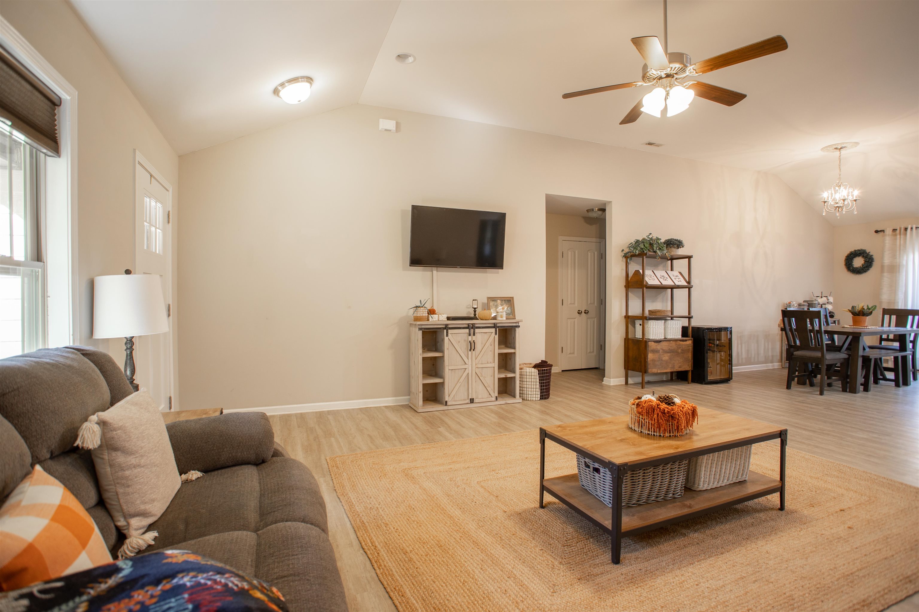 115 Hunter Ridge Court Boiling Springs, SC 29316 - Photo 4 of 24 Gallery Image 4