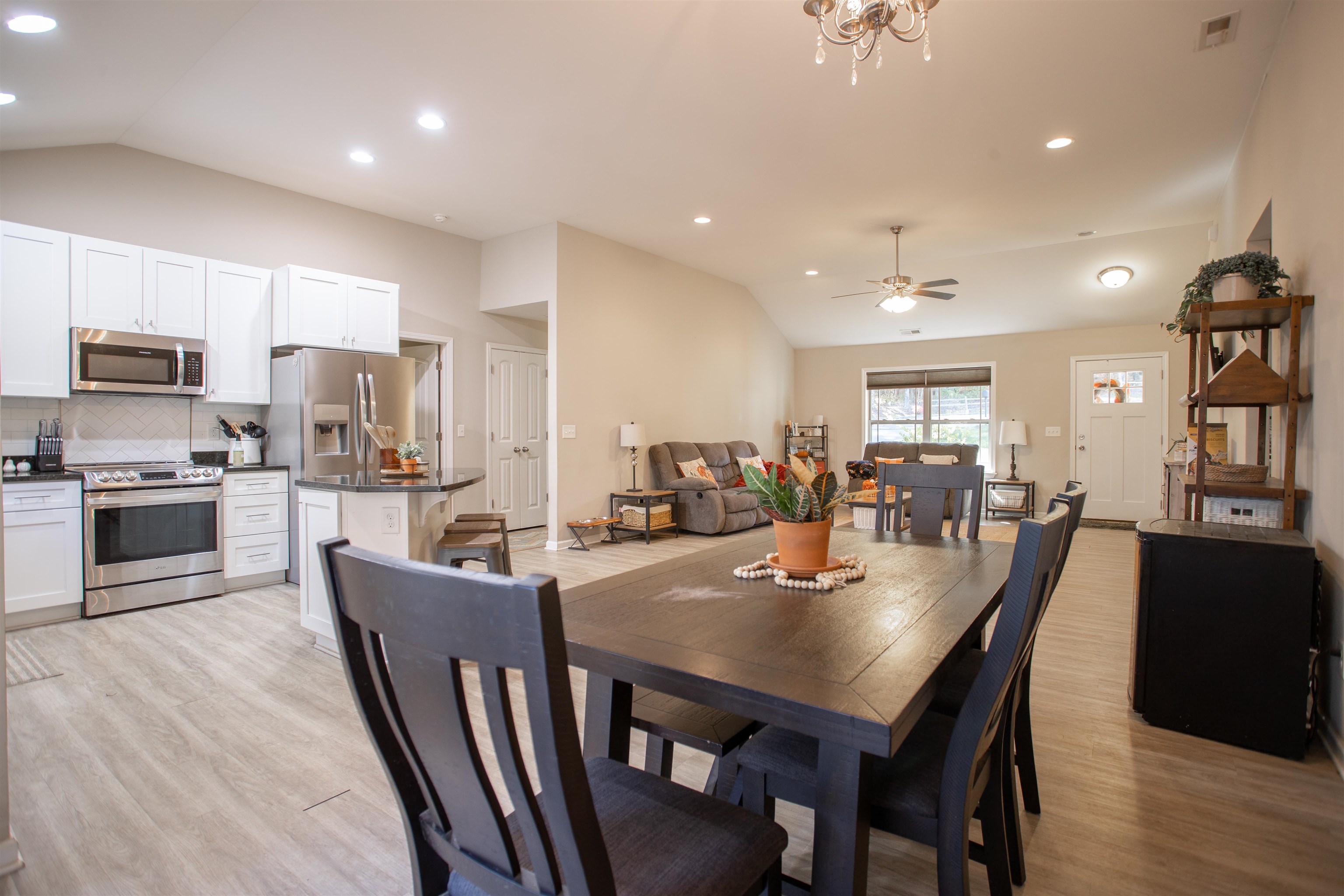 115 Hunter Ridge Court Boiling Springs, SC 29316 - Photo 6 of 24 Gallery Image 6