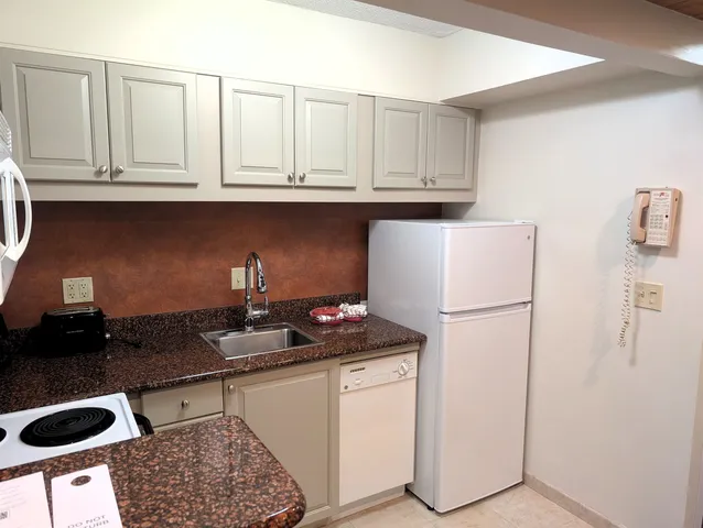 $33,500 | 90 Loon Mountain Road, Unit 1205B, Lincoln, NH 03251