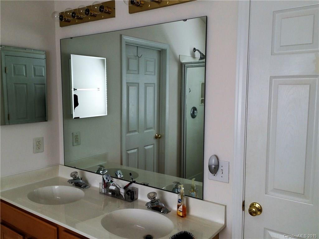 3726 Cole Mill Road Charlotte, NC 28270 - Photo 11 of 20 Gallery Image 11