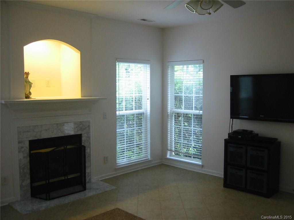 3726 Cole Mill Road Charlotte, NC 28270 - Photo 5 of 20 Gallery Image 5