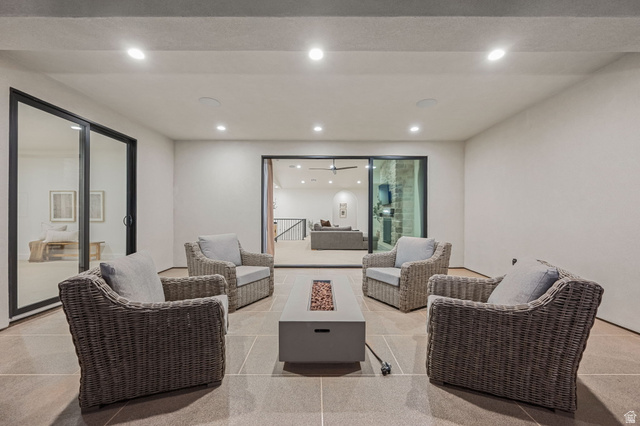 4871 South Homestead Way Washington, UT 84780 - Photo 122 of 151 Lobby featuring recessed lighting