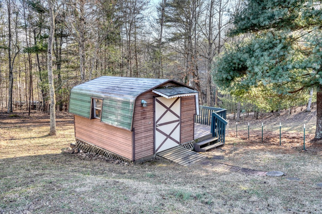 531 Wikle Road Hayesville, NC 28904 - Photo 35 of 46 Gallery Image 35